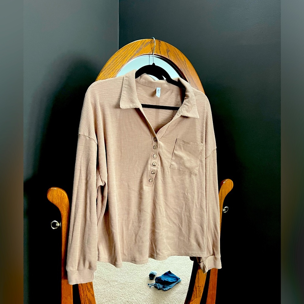 Women’s Top